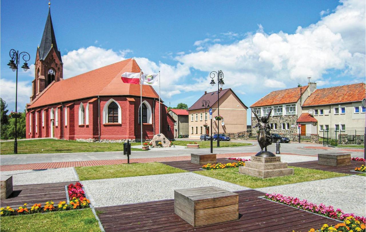 Gorgeous Home In Nowe Warpno With House Sea View Buitenkant foto