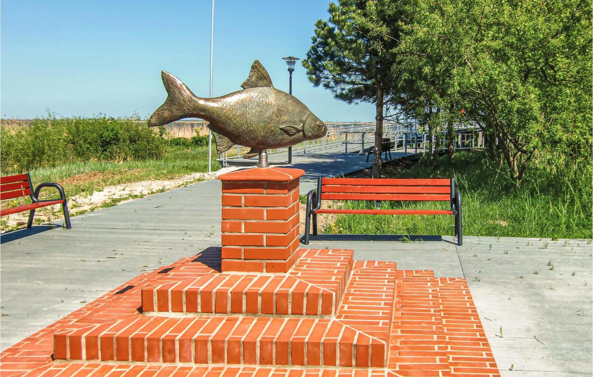 Gorgeous Home In Nowe Warpno With House Sea View Buitenkant foto